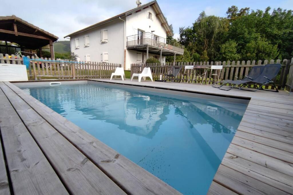Appartement Au Calme Avec Vue Et Piscine Au Coeur Du Pays Basque Mauléon-Licharre Buitenkant foto